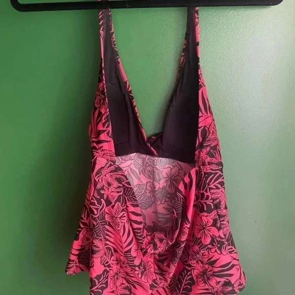 Women’s 14 Speedo Tankini Swim Top Suit Wear EUC - Picture 2 of 3